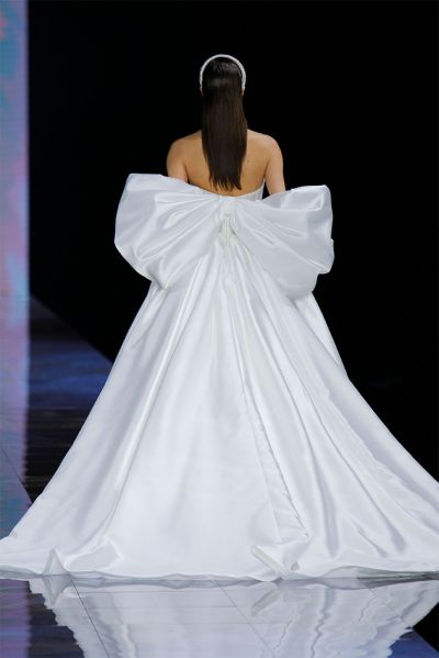 häämuoti 2024 Barcelona Bridal Fashion Week Nicole Milano
